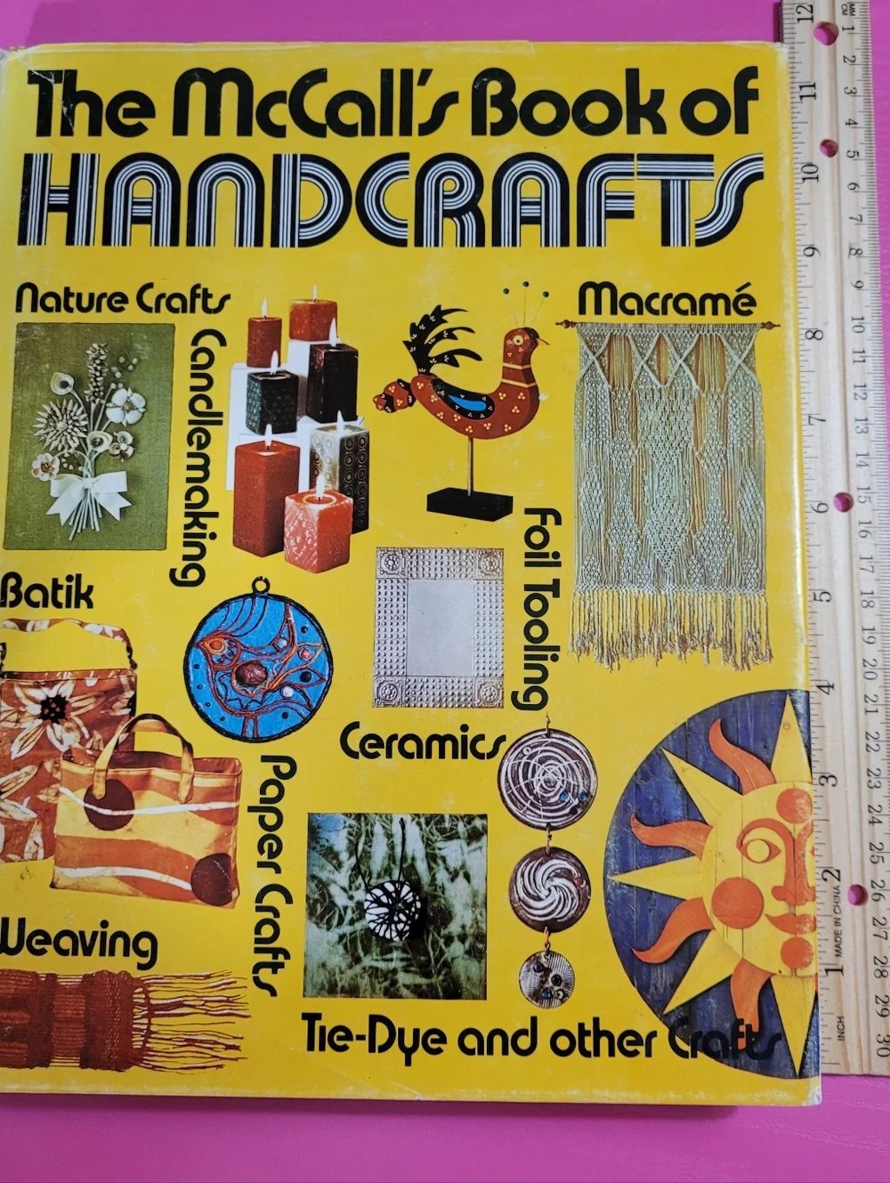 Vintage 1972 The McCall's Book of Handcrafts (0773)